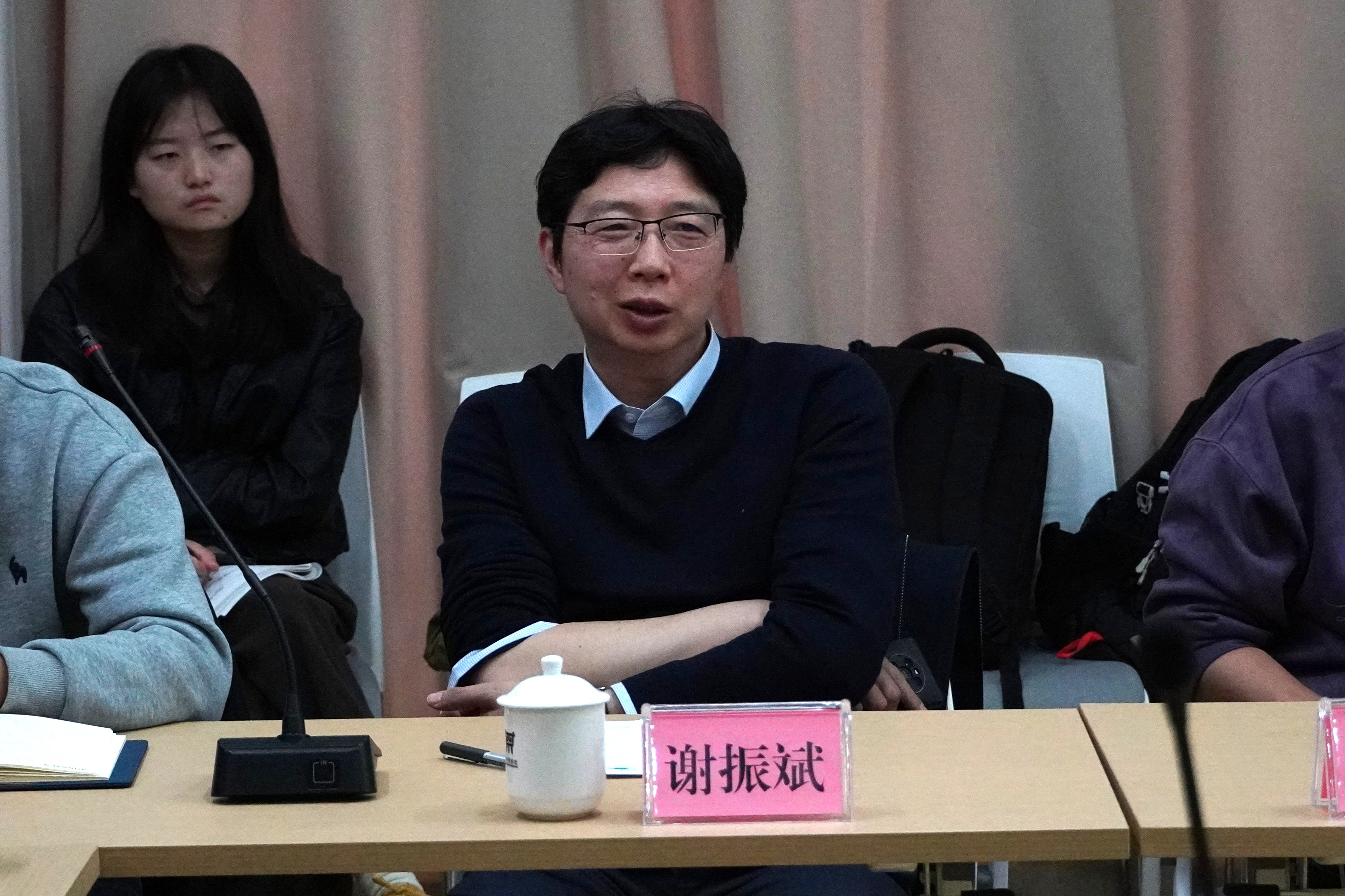 8 石窟寺保护与传承四川省文化和旅游厅重点实验室主任 谢振斌研究馆员.JPG